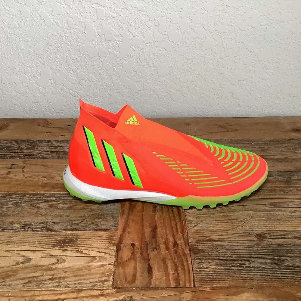New Adidas Predator Edge.1 TF Turf Soccer Shoes Orange Men's Size 7 GW0952